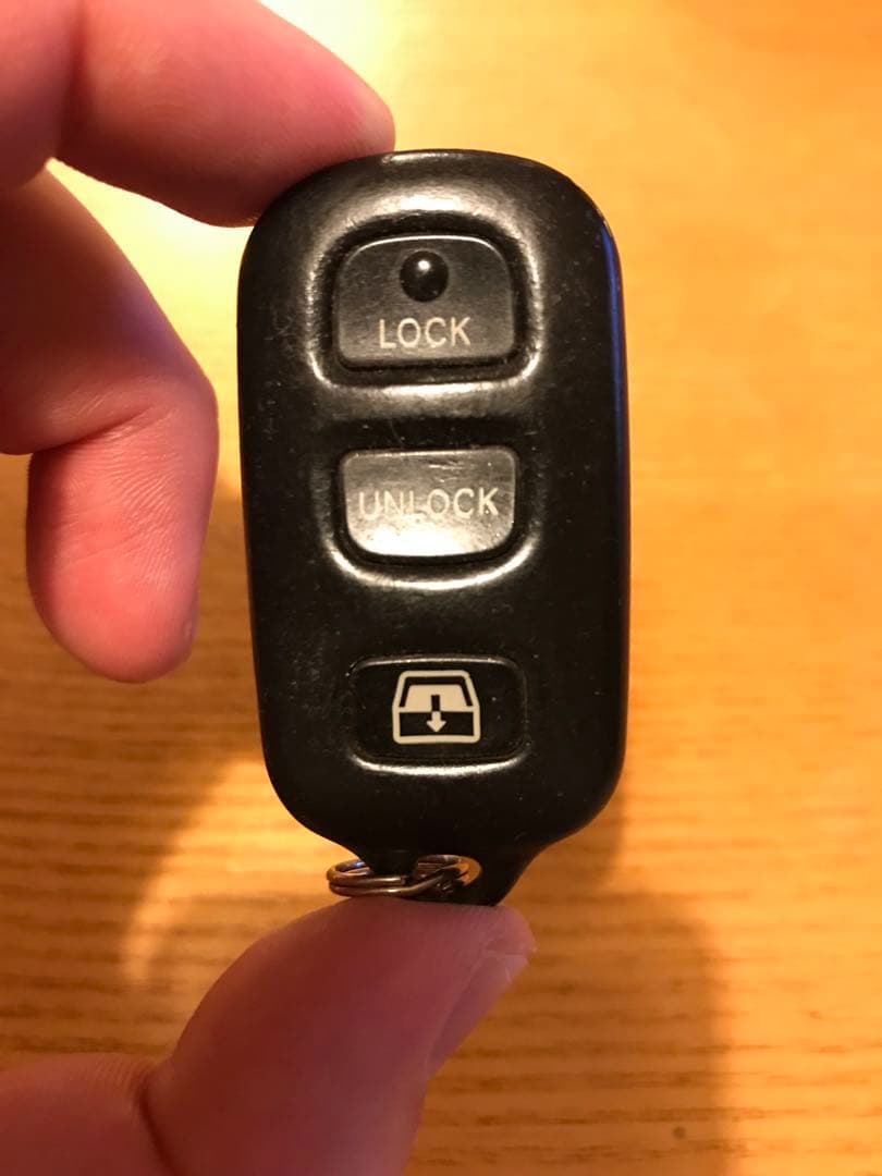 トヨタ ハイラックスサーフ185 キーレスエントリーリモコン