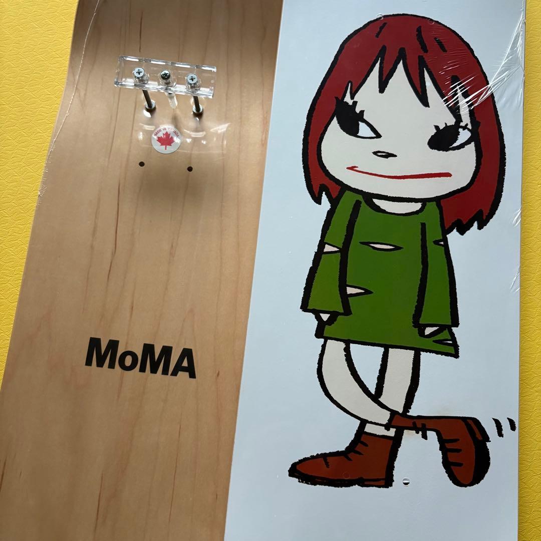 奈良美智　MoMA スケートボード　赤白2枚セット　付属カード・金具・元箱あり