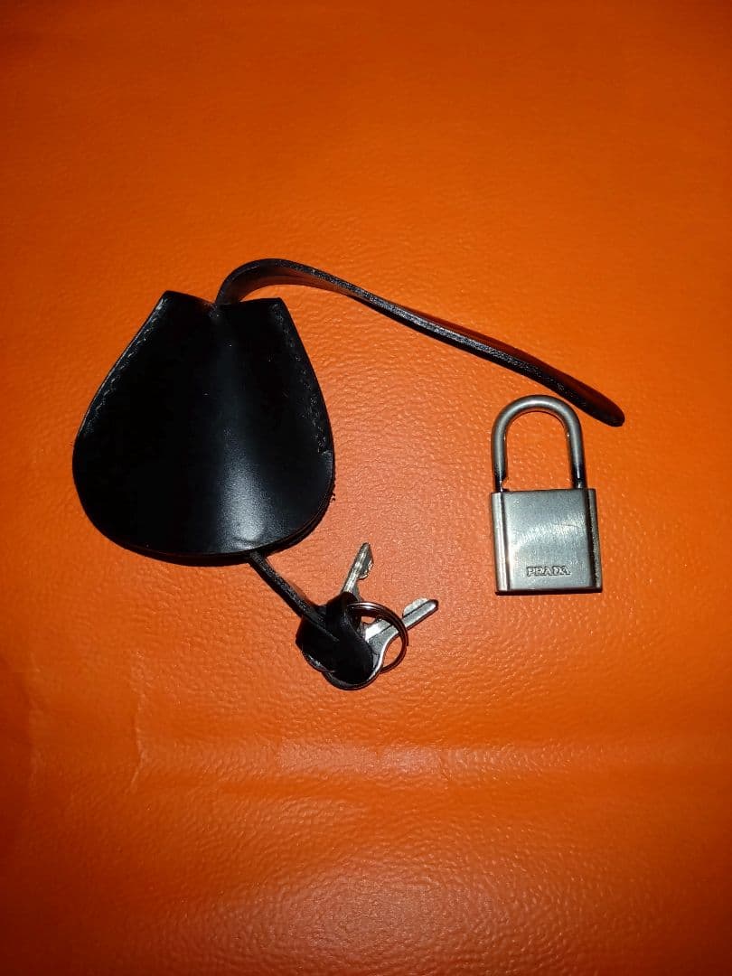 プラダ　ナイロン2Wayボストンバック　ギャランティカード有り