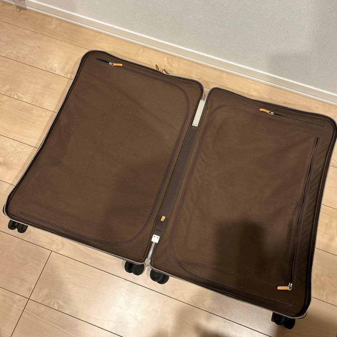 ヴィトン モノグラムエクリプス ホライゾン70キャリーケース　トランク　トラベル