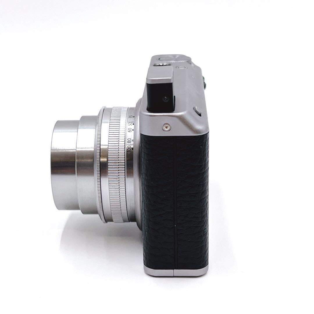 【外観美品】 FUJIFILM XF1 オールドデジカメ　レトロ