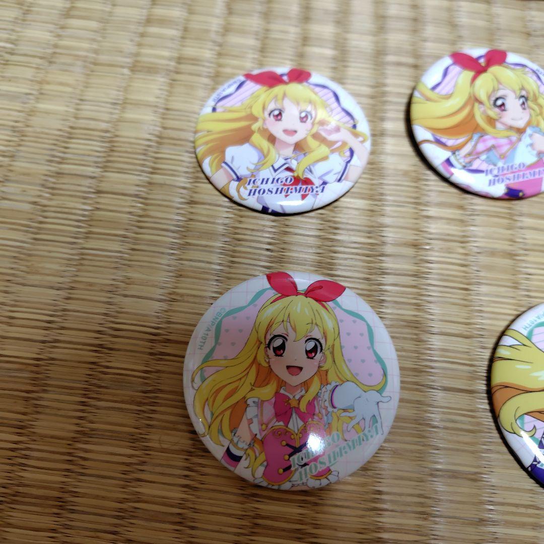 星宮いちご 缶バッジ 12個セット　ハンカチ　おまけ付き　まとめ売り　アイカツ！