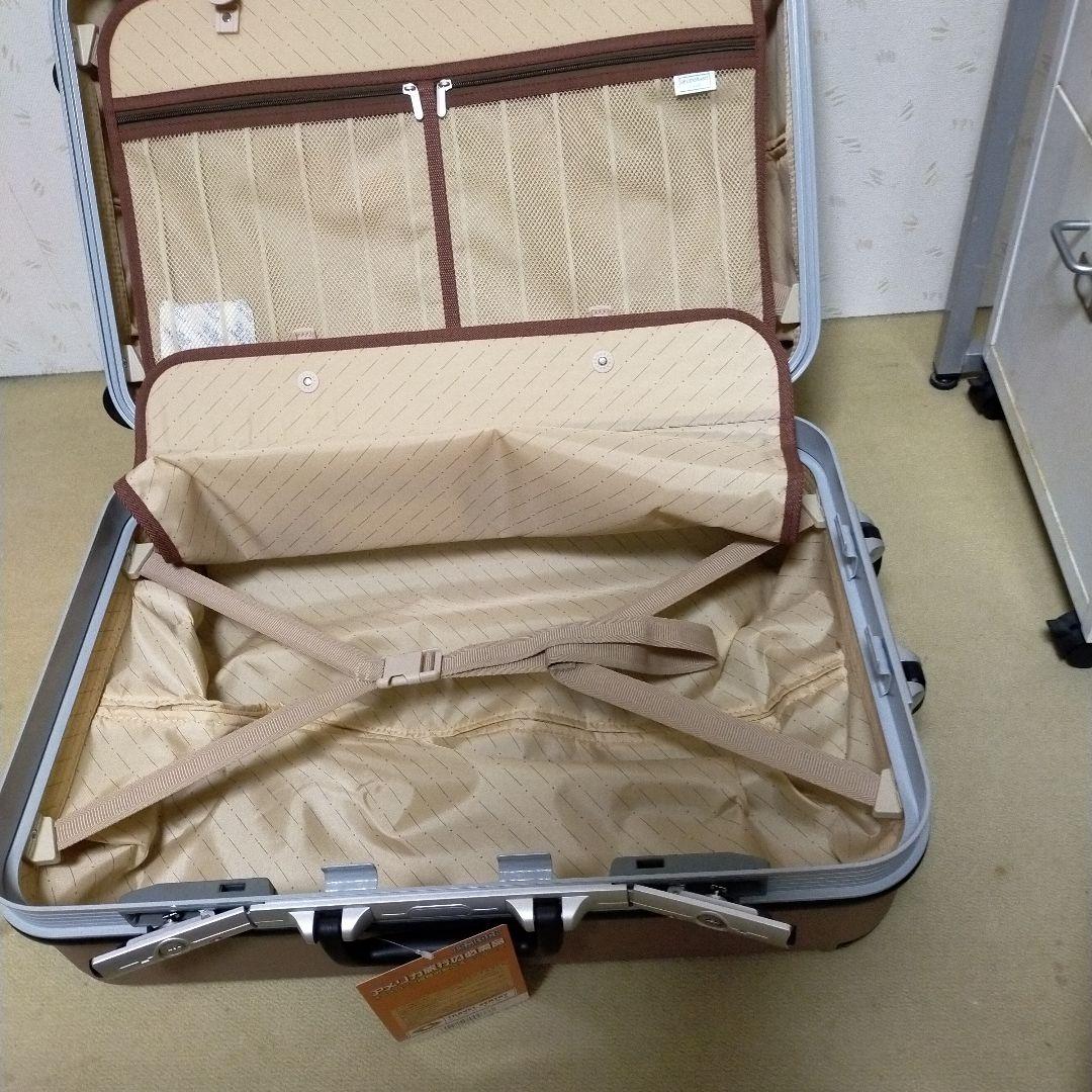 新品未使用　ハードケース キャリーケース 中型73L DL-1134 Tomax