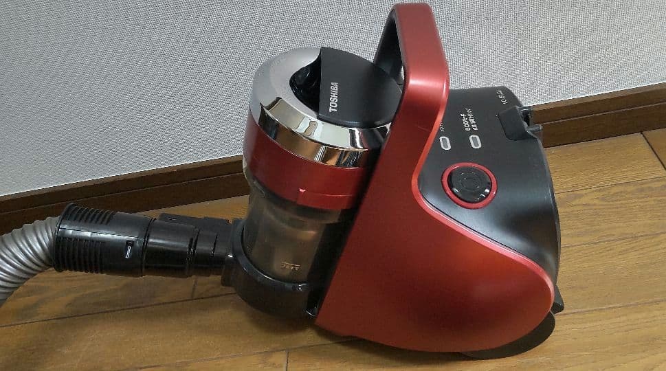 【付属品あり】TOSHIBA サイクロン掃除機トルネオ VC-JS4000