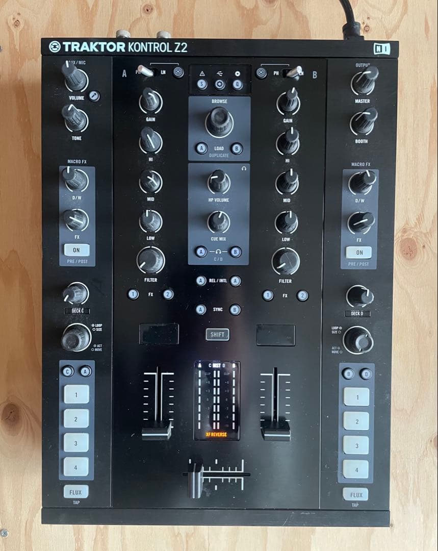 レアTRAKTOR KONTROL Z2 DJミキサー