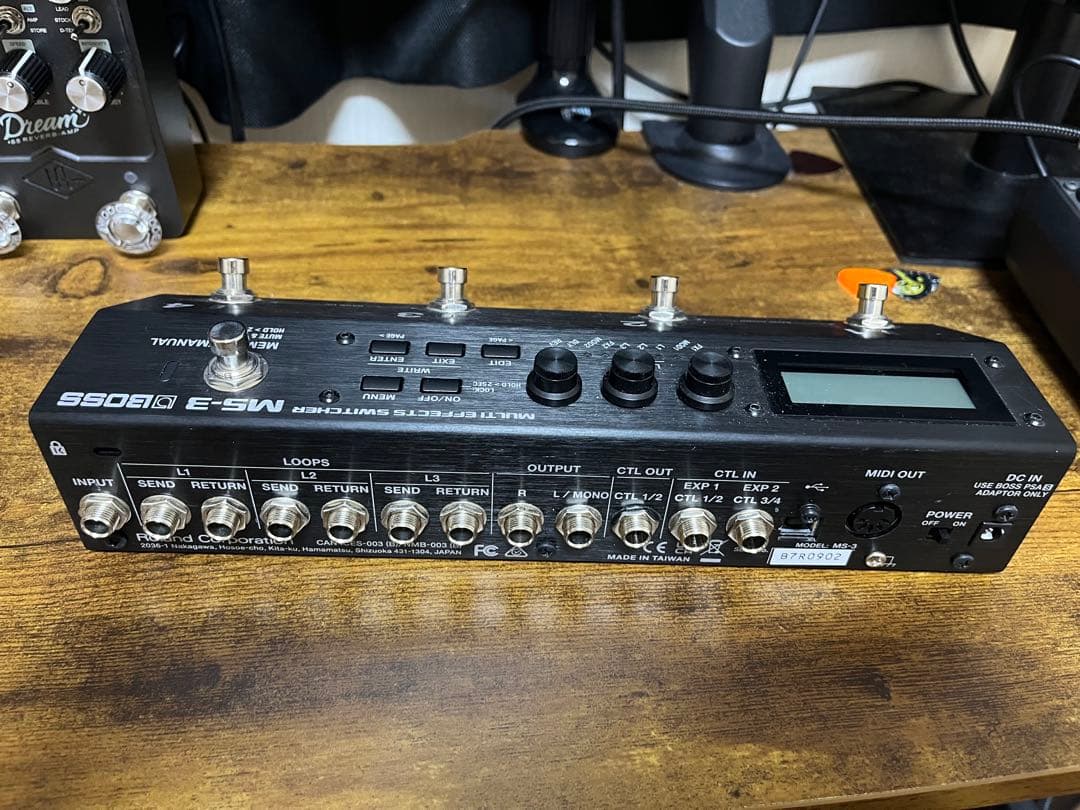 ギター BOSS MS3