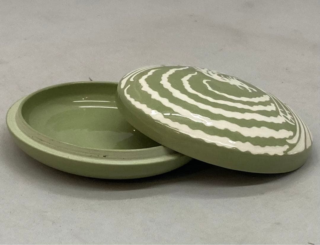 B158s  錦光山造  薄緑地白鳳凰図 香合   京焼　香道具　茶道具　箱無し