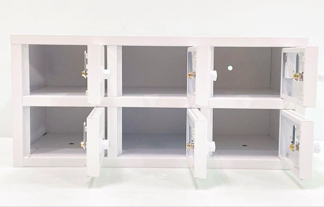 鍵付きロッカー