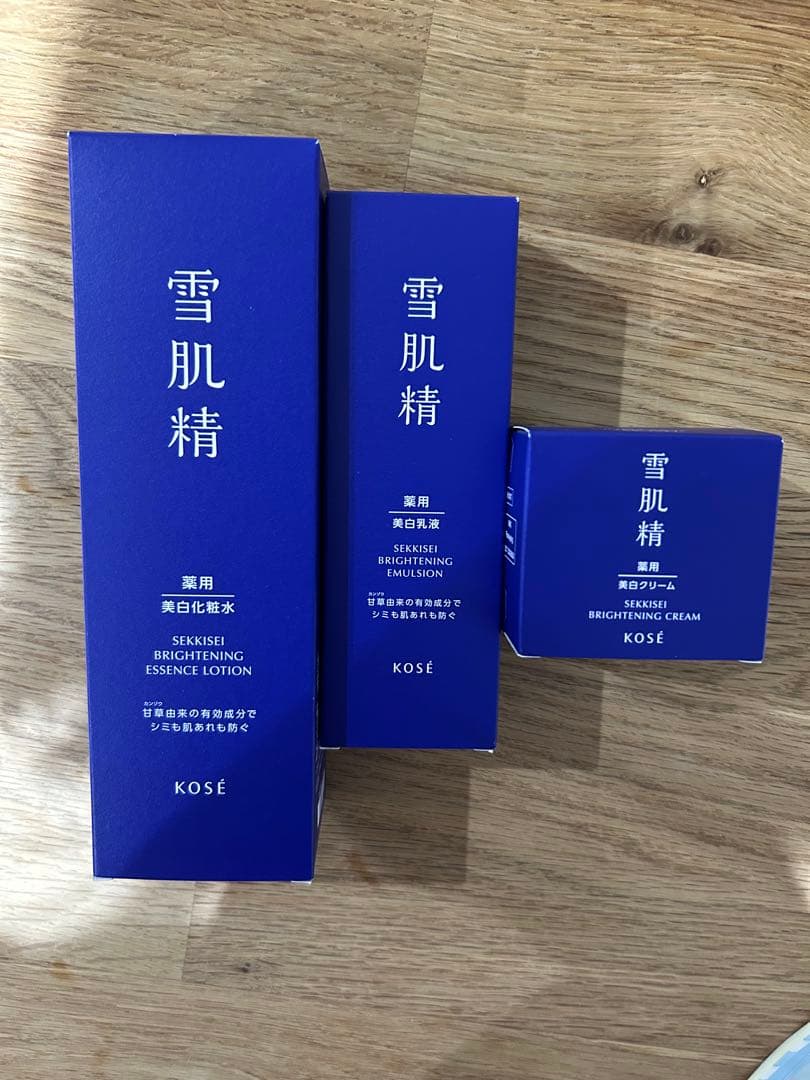 雪肌精 ブライトニング エッセンス ローション、ミルク、クリーム