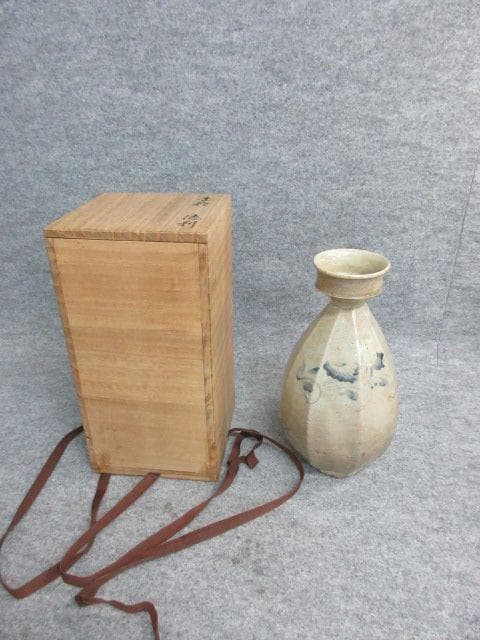 李朝染付青花面取徳利箱附き [B26266]