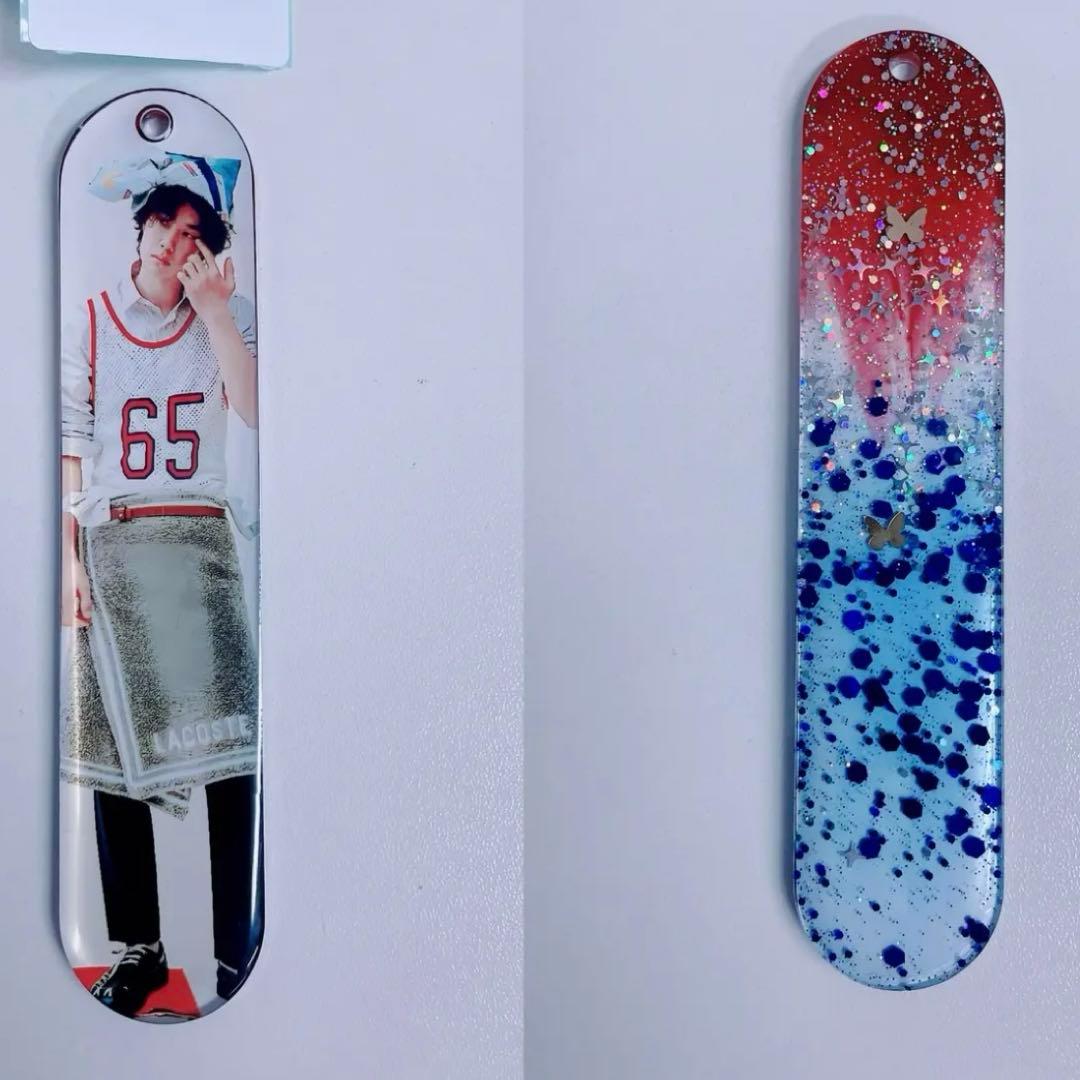 王一博 新作　可愛い　栞　レジンキーホルダー 12点セット❣️0122