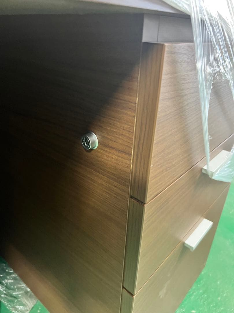 A269☆コクヨ 高級 片袖机 鍵付き「マネージメント 550」