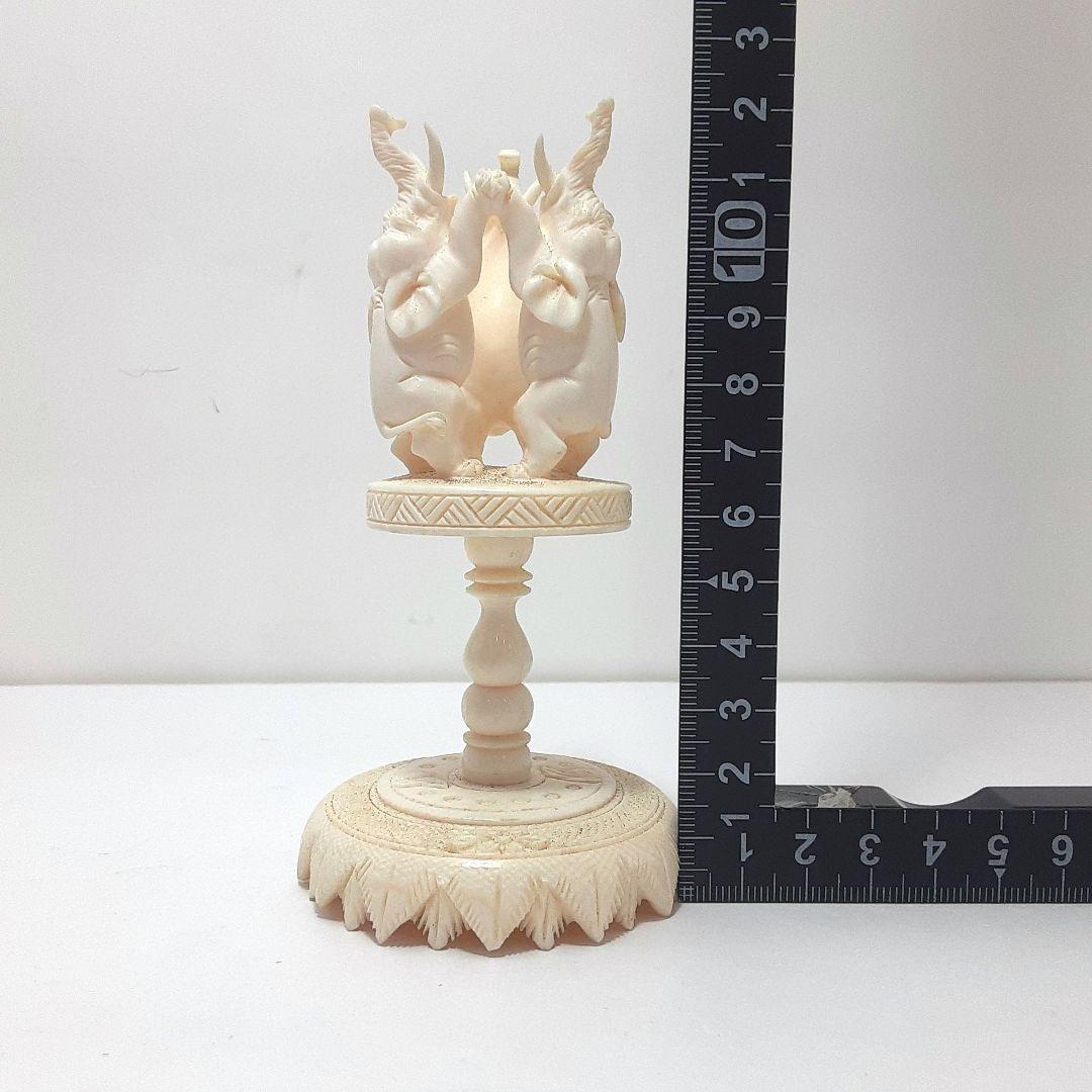 Y1299 高級彫刻 高級彫刻 細密彫 天球 象彫刻台座 総重量164.7g