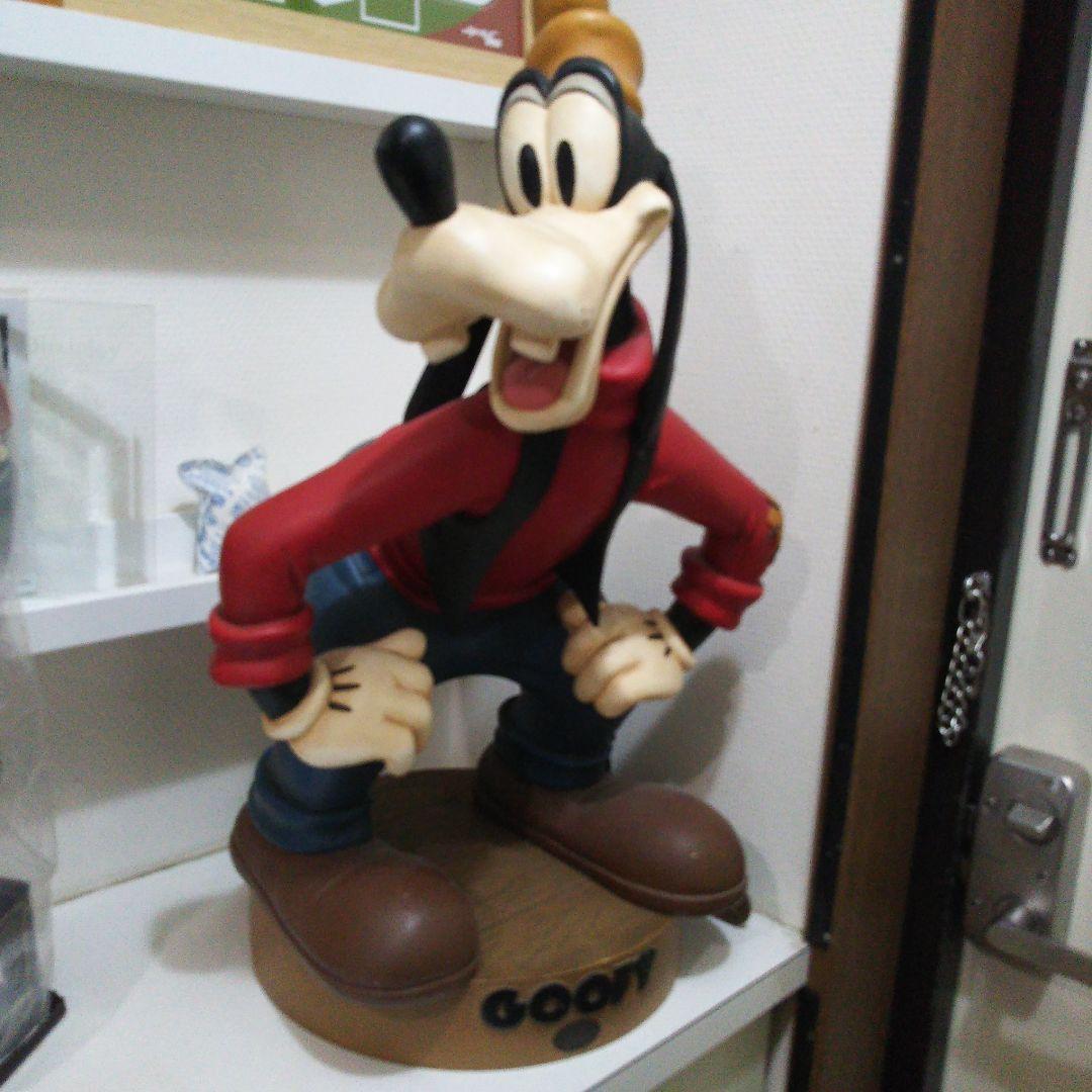 ディズニーストア グーフィー置物
