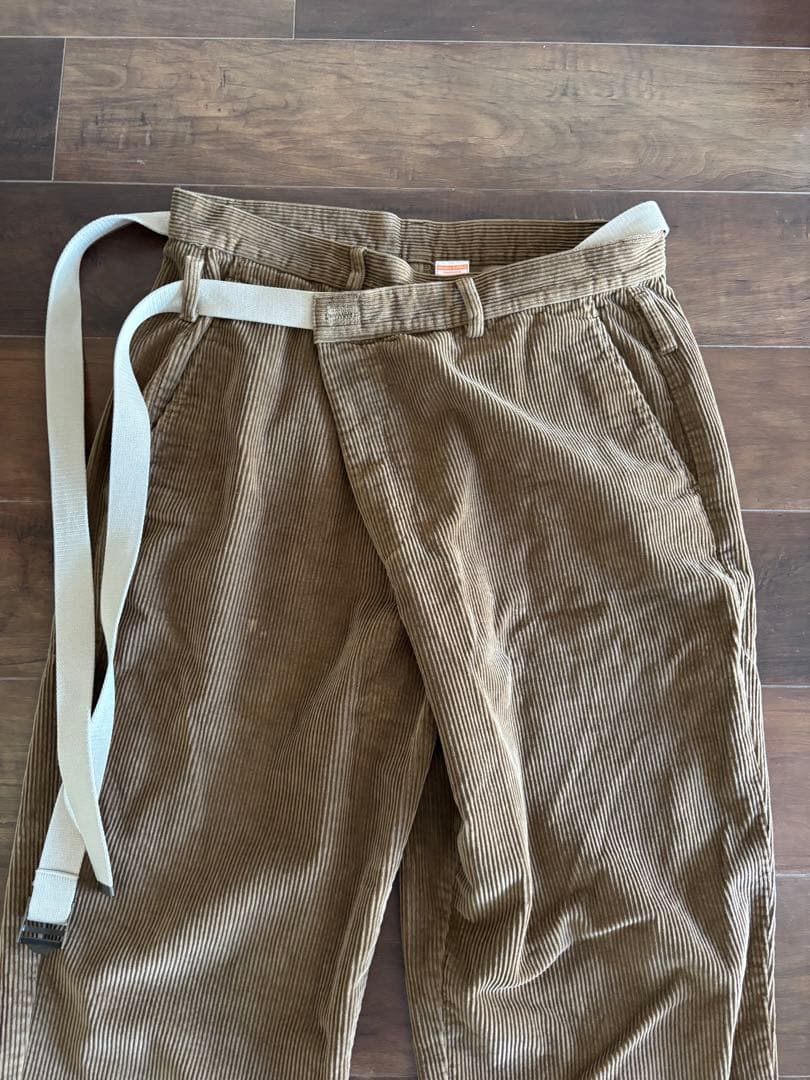 メゾンエウレカ ブラウン コーデュロイ ワイドパンツ