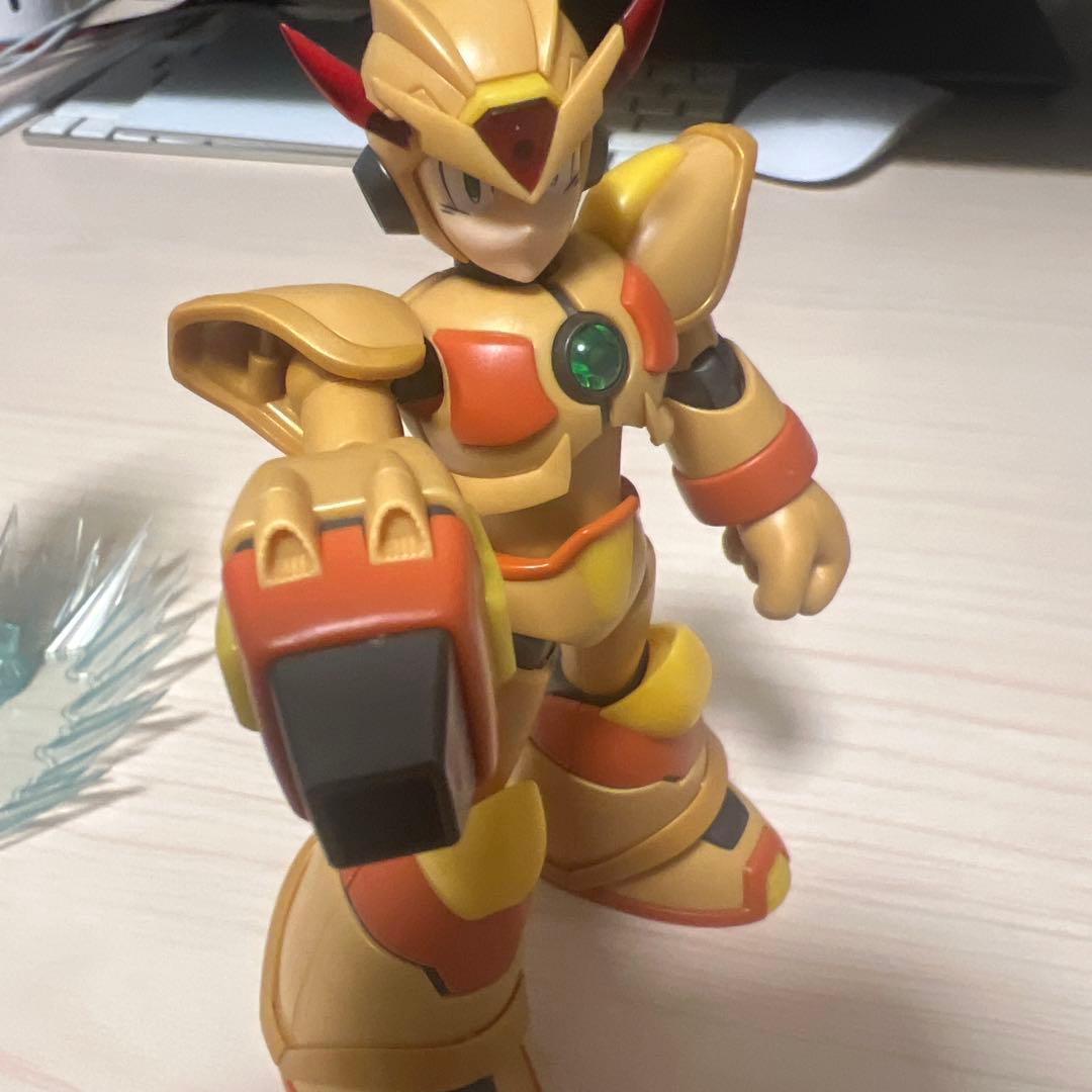 【組立済】コトブキヤ　ロックマンX マックスアーマー ハイパーチップVer.