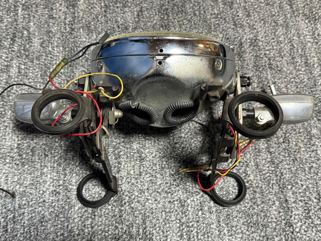 7ch SUZUKI スズキ 純正 イナズマ1200 ヘッドライト周り