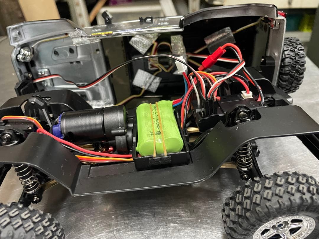 Rubicon ラジコンカー グレー　1/18