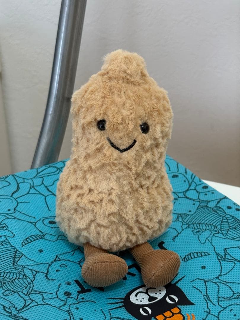 ぬいぐるみ  peanut