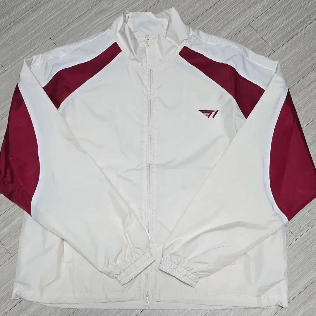 T1 Membership ホワイト/レッド ジャケット1 サイズ(~M, L)