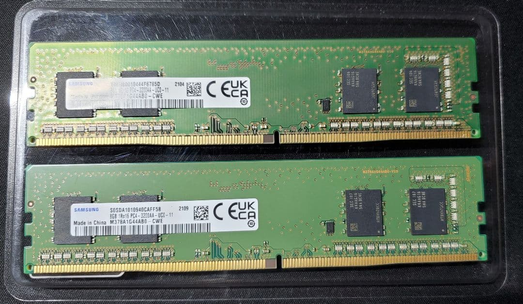 Samsung DDR4 8GB×2 メモリ