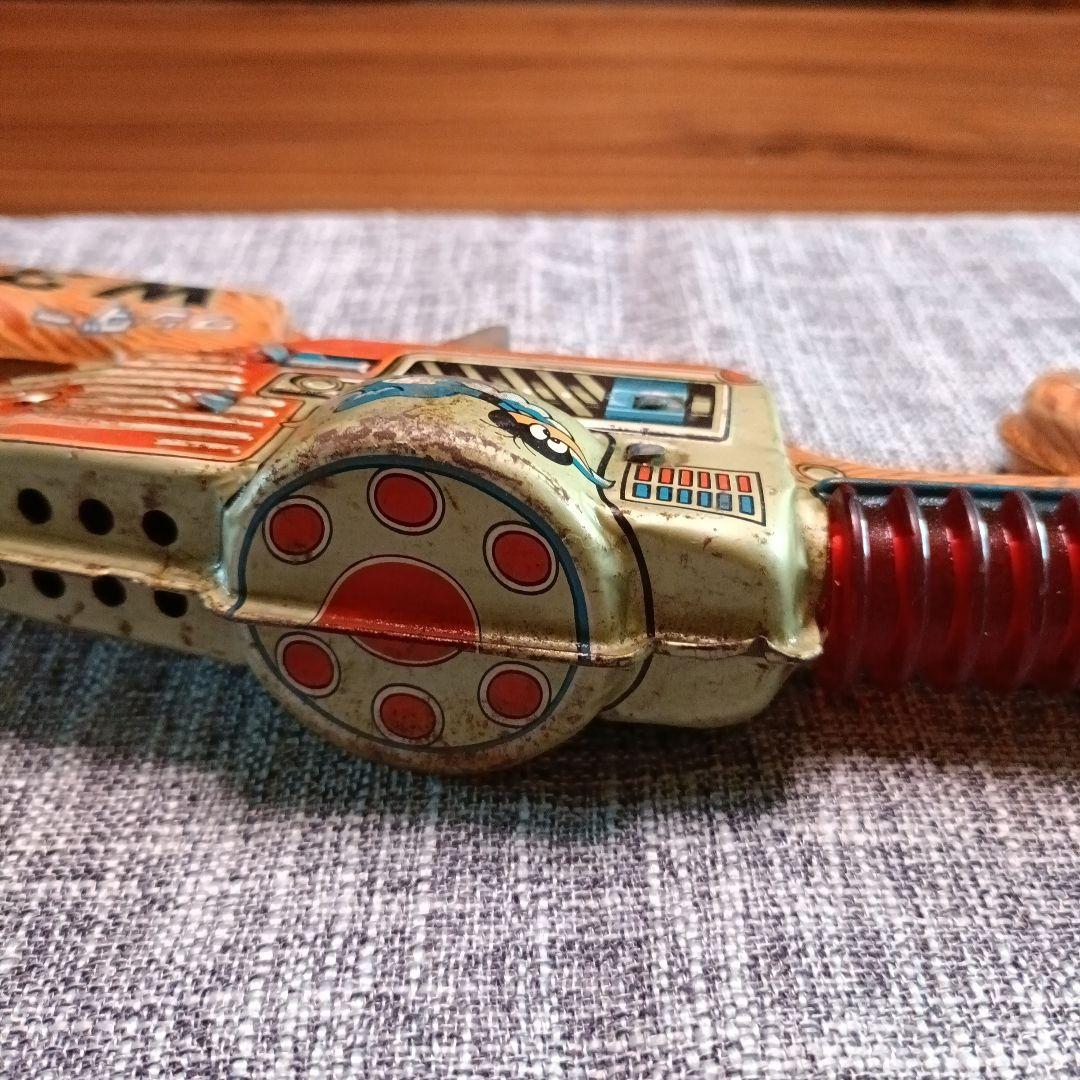 W3 ワンダー　スリー　トミーガン