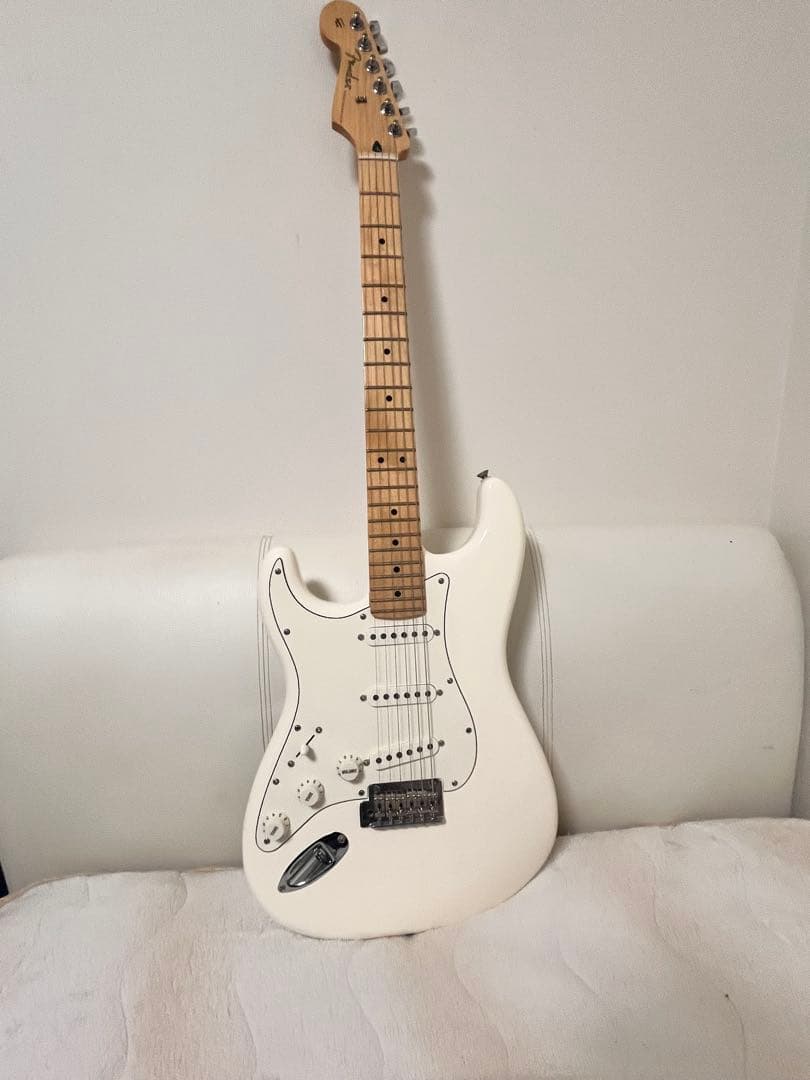 fender ストラトキャスター　メキシコ　レフティ　左利き用