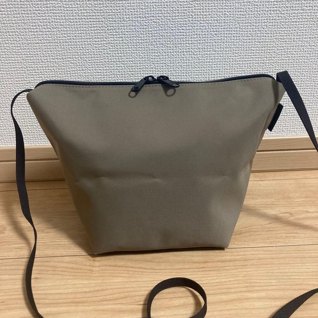 エルベシャプリエ◉グリーンレーベル別注◉ビッグポシェット◉マスティック