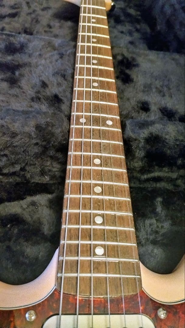 ギター Squier Paranormal Super-Sonic Shell Pink