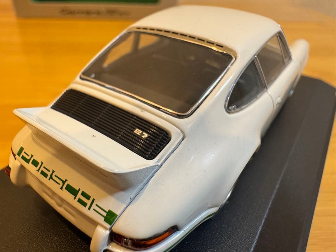 【MINICHAMPS】限定モデル Porsche Carrera RS2.7