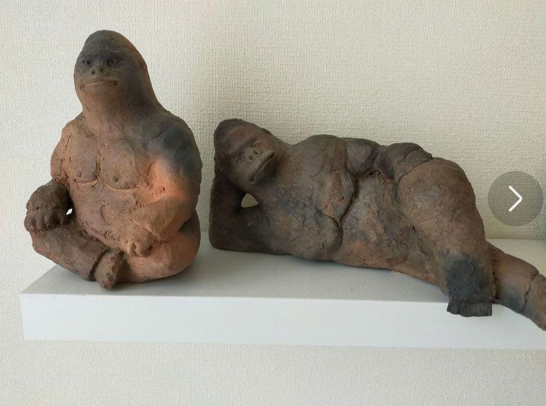 ゴリラ　素焼き　置き物　陶芸　2体セット