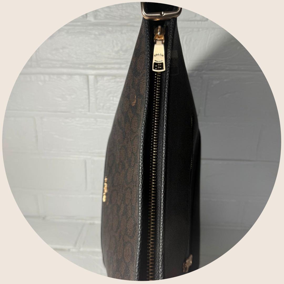 COACH（コーチ）シグネチャー ショルダーバッグ 人気モデル