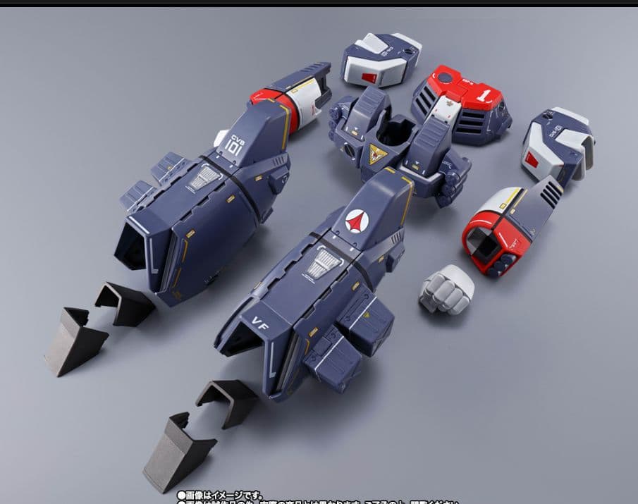 DX超合金初回限定版VF-1Sバルキリー、VF-1Jバルキリー、他