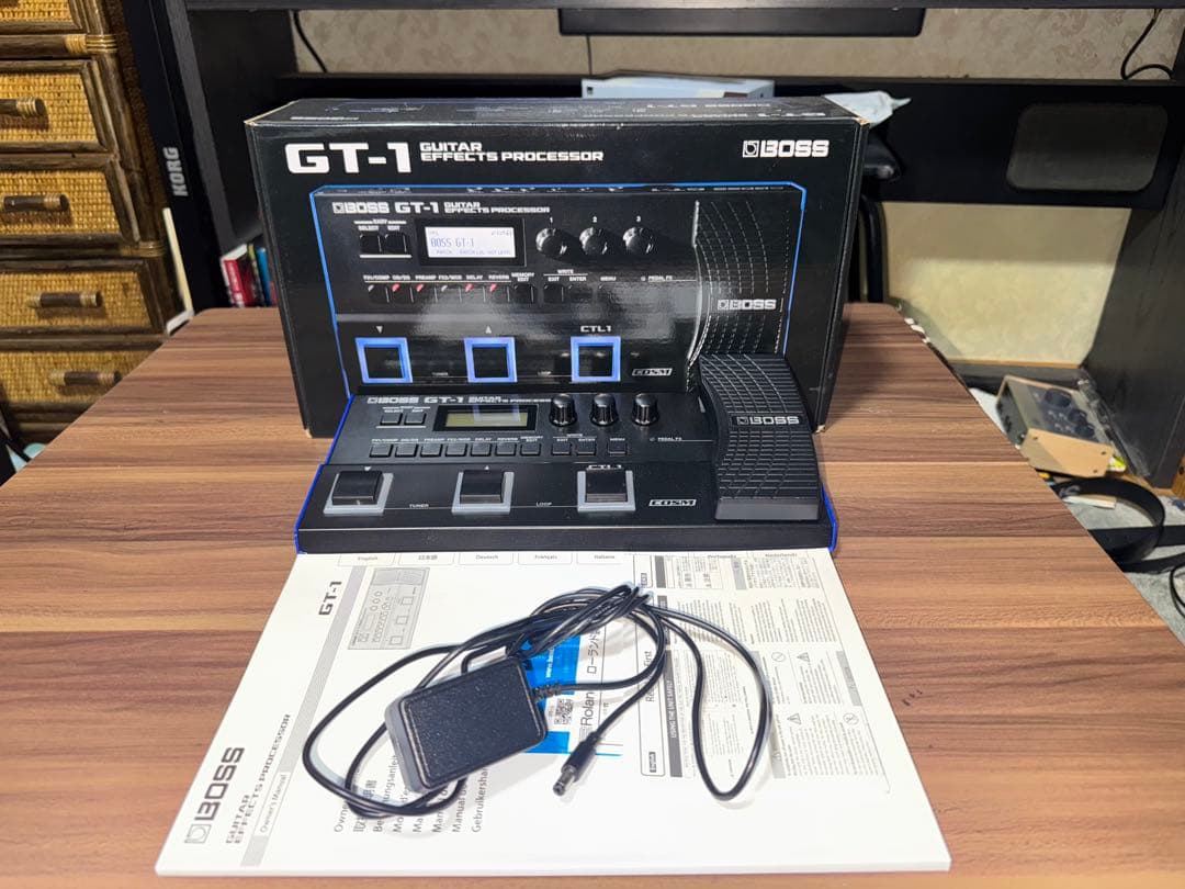 【美品】BOSS GT-1 マルチエフェクター ACアダプター付属【送料込み】