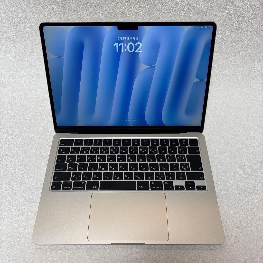 MacBook Air M2 ケース付き