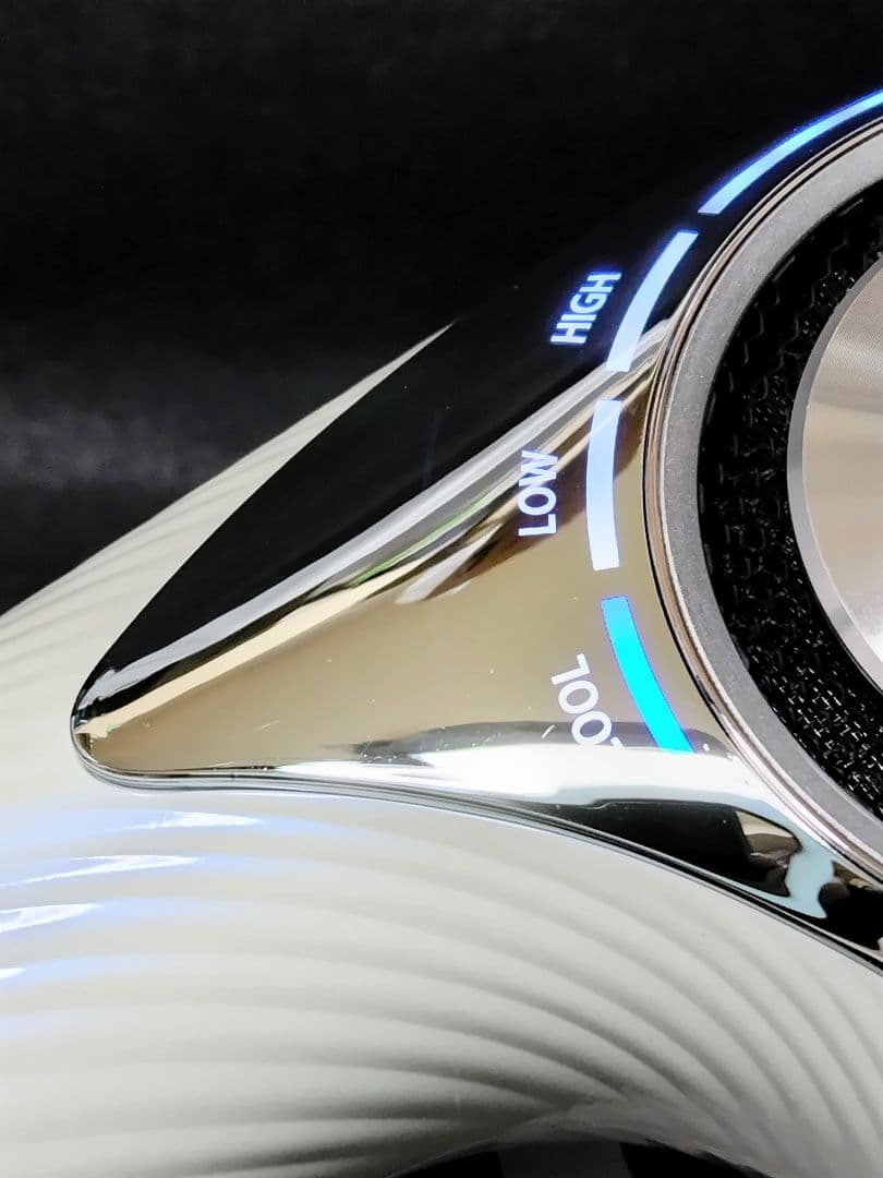 リファ ビューテック ドライヤー RE-AJ02A ホワイト