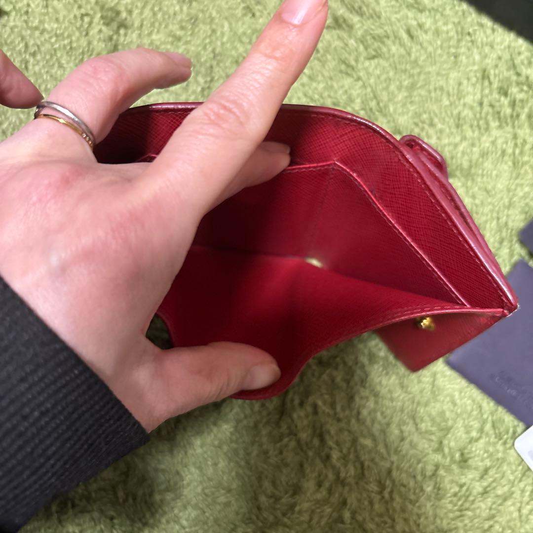 M*M様 PRADA 三つ折り財布 赤 サフィアーノレザー