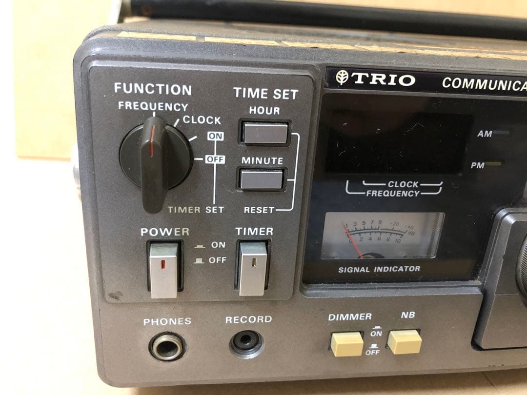 TRIO R-1000 通信受信機