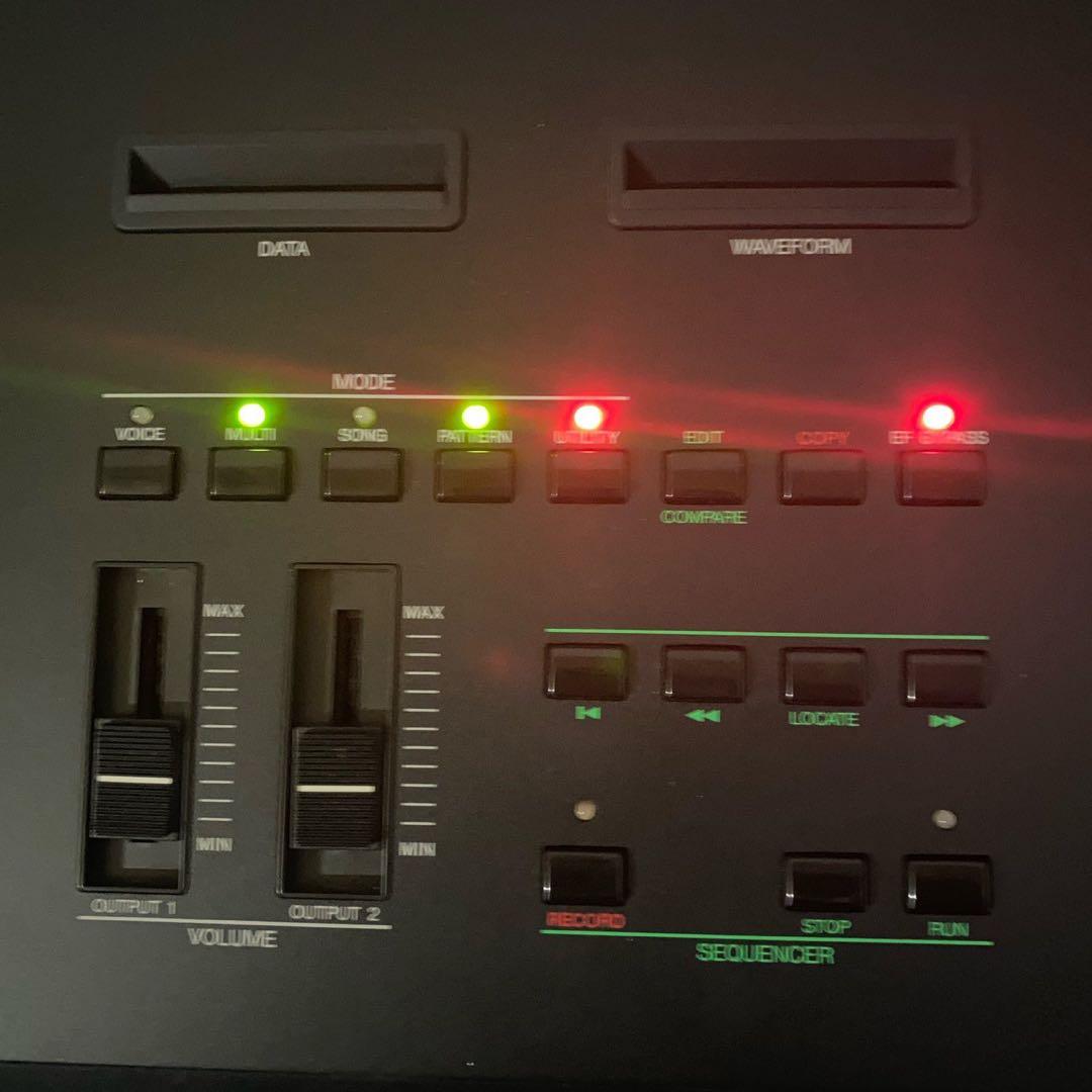 YAMAHA シンセサイザー SY77 動作品