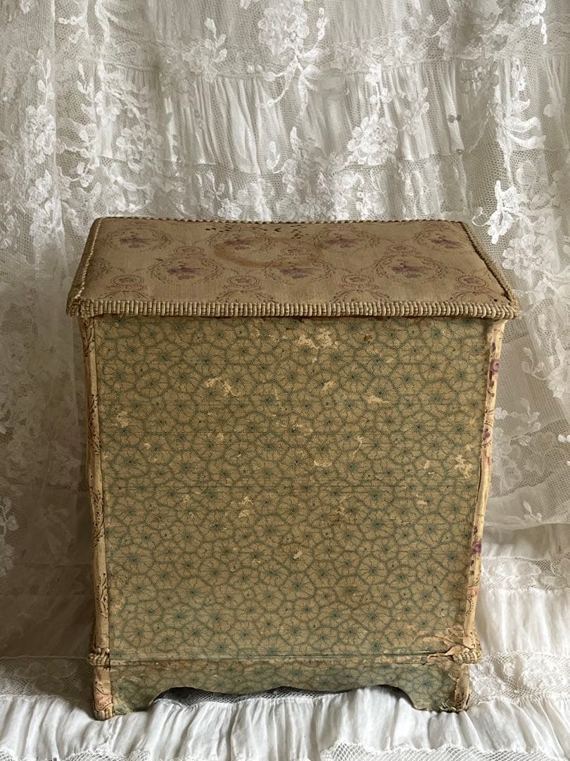 アンティークブロカントフレンチフランスカルトナージュボックスローズ布箱チェスト