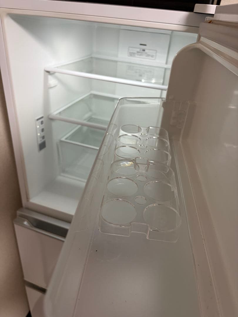 【2020年製】Hisense 冷蔵庫 ガラス棚3段