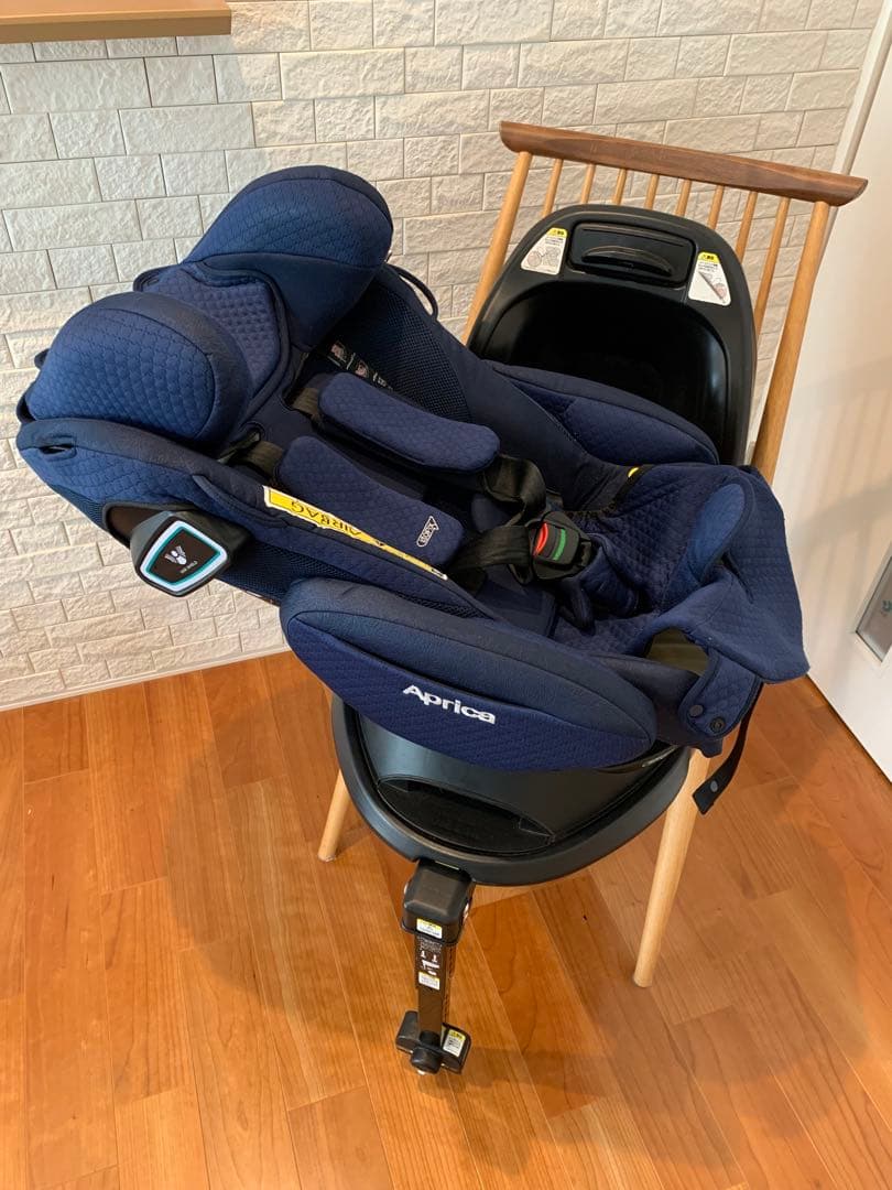 アップリカ フラディア グロウ ISOFIX 360°セーフティー プレミアム