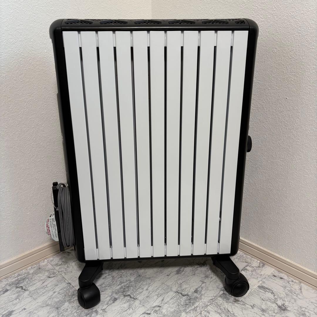 美品✨除菌済み✨リモコン付き　デロンギ　ヒーター　ブラック　MDHU15-BK