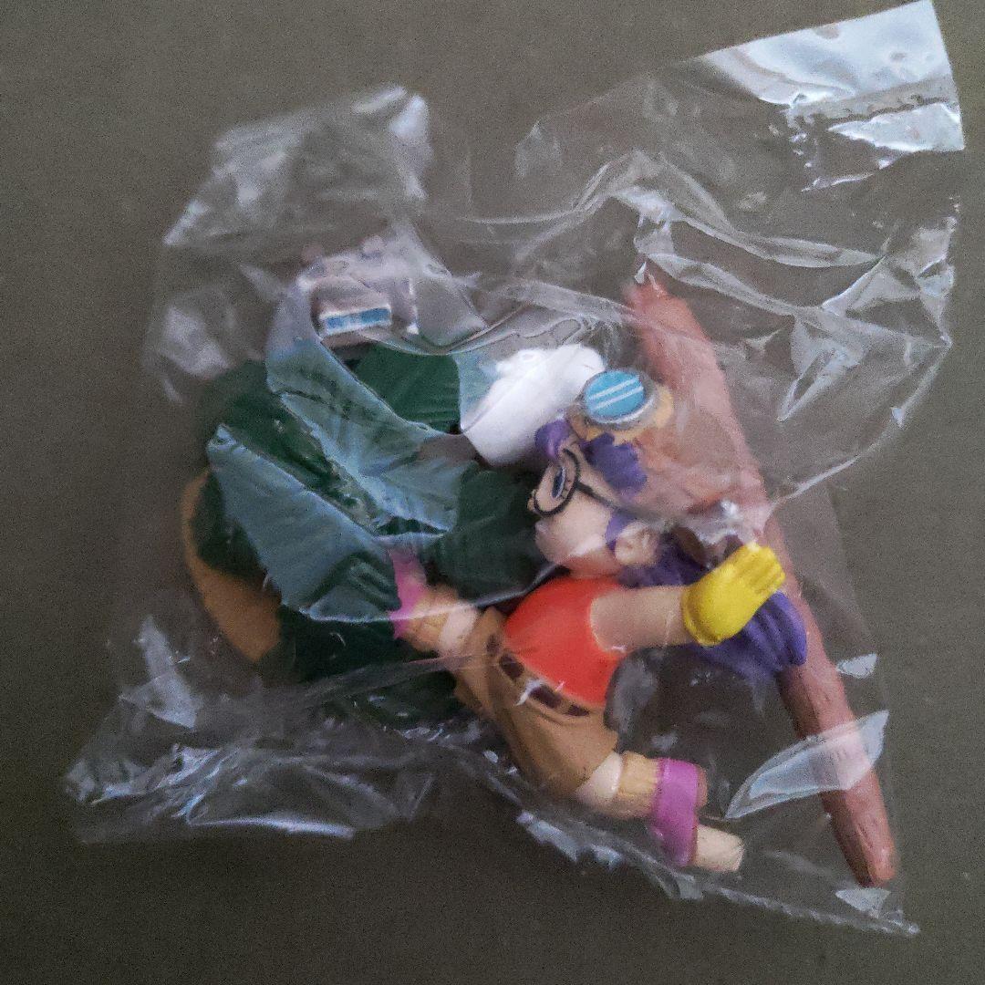 ア*屋様 食玩「Dr．スランプ アラレちゃん」