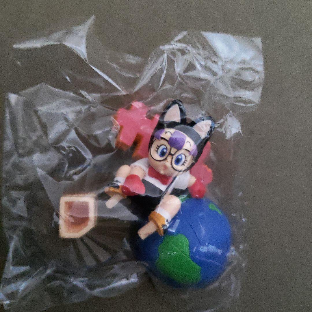 ア*屋様 食玩「Dr．スランプ アラレちゃん」