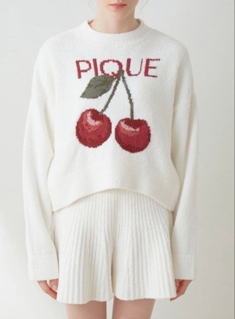 ジェラートピケ チェリージャガードプルオーバー&リブフレアショートパンツ