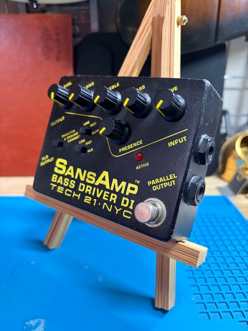 ベース SANSAMP BASS D DI 42