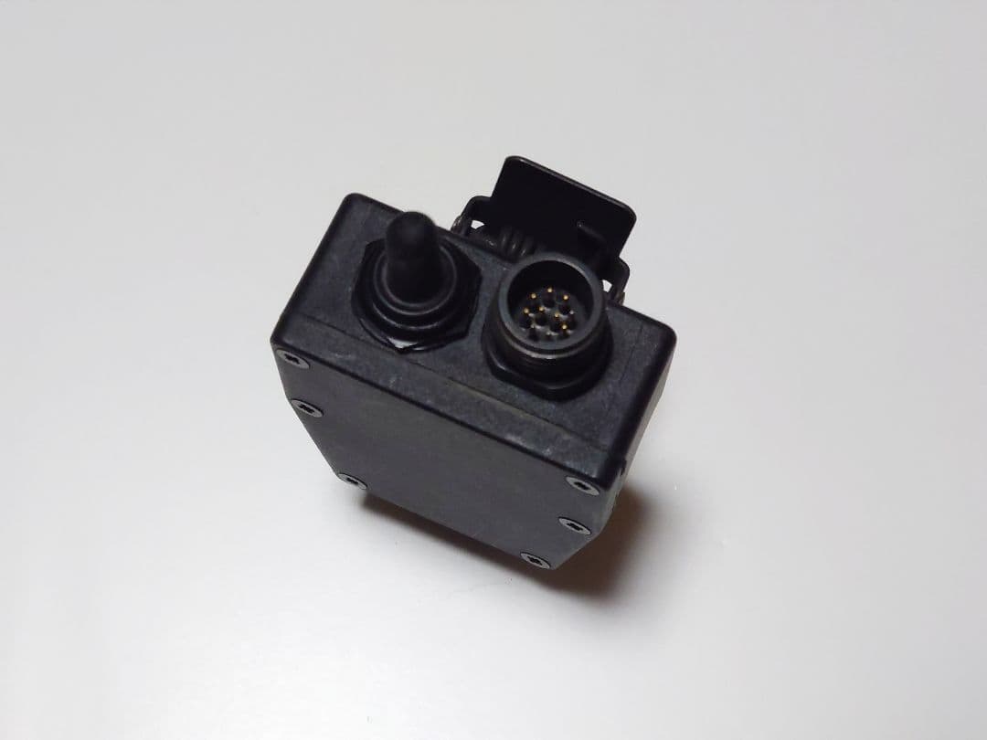 実物 ユニバーサルPTT 10pin マリタイム MBITR PRC-148