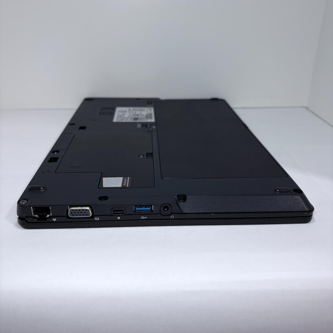 富士通 LIFEBOOK U7311/FX スリムモバイル 第11世代i5