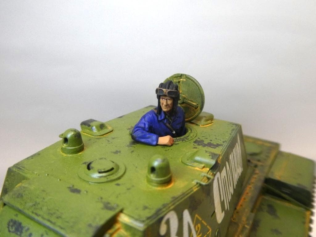 タミヤ 1/35 ソビエト重戦車 KV-1 1941年型 初期生産車 完成品